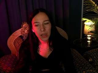 NikkiGoldSide