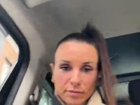 Hey ik ben Nina. Korte intro .. ik ben klein van stuk maar groots in presence, love it. Dominant op een speelse manier.ik hou van nieuwe uitdagingen! Oeh, ik voel de vibes al ..