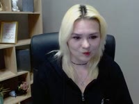 SweetLily here ;)A lollipop between my lips, a few tattoos, blonde hair and brown eyes — that’s me.Music, dance, cooking, and anime are just some of my passions.I’m into K-pop and alt-pop, always chasing the right vibe.I love traveling — there are still so many beautiful places waiting for me.Sometimes I write short stories… maybe I’ll share one someday. And you?In my free time, I create beaded jewelry — it relaxes me and lets my creativity flow.