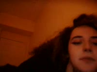 Hai ik ben Yusra 18 jaar en van Marokkaanse afkomst. Ik maak in mijn dagelijkse leven 18+  content en ervaar daar heel veel plezier in. Ik ben een vollere dame met grote borsten een dikke kont een klein buikje lief gezichtje en een bos vol krullen boven en beneden.ik doe aan augyo, foot, BDSM, SM, GFE, dominantie, onderdanigheid,en Golden shower fetisj. Naast fetisj doe ik ook aan twerken, boobie shows en samen spelen.