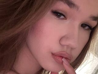 naughty cam girl fingering shaved pussy AmberWave