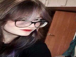 camgirl masturbating DeberaWoodsmall