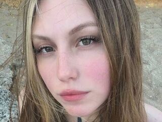 fingering webcamgirl FriedaJane