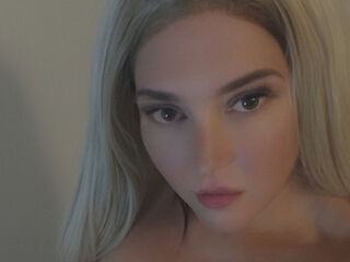 nude webcam girl HollyComming