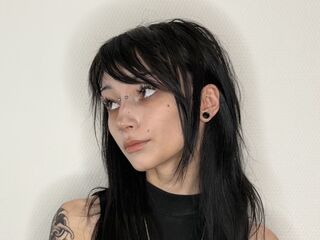 chatroom webcam IzettaBishel