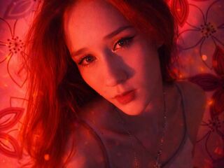 hot cam show JulieCusanelli