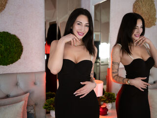 hot strip tease cam KylieMaddox