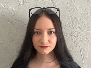 adult cam live LessyLuiz