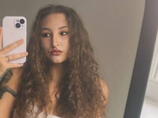 camgirl fingering pussy NicholMikrot