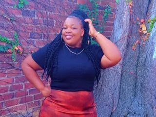 chatroom webcam photo PearlyBrown