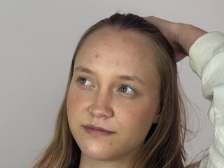 hot strip tease cam SharriDougan