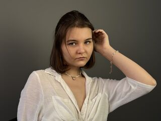 naked girl with cam CaritaMattox