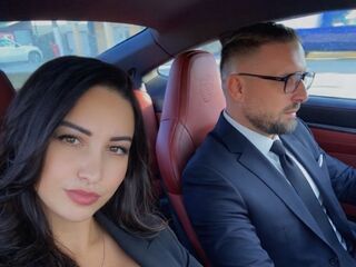 naughty webcam sex show ElesseandGeorge