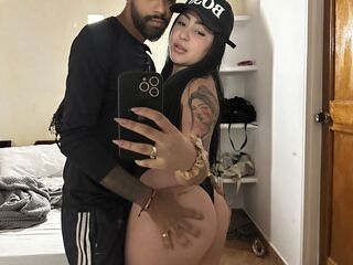 couple bedroom live cam EvayLorenzo