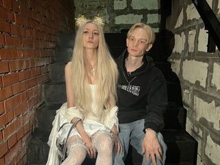 webcam photo TheoAndMary