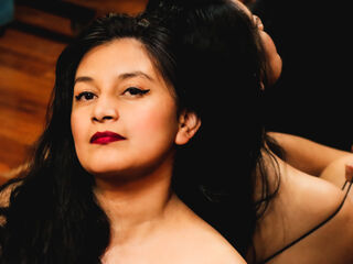 girl shaving pussy AddanaGarcia