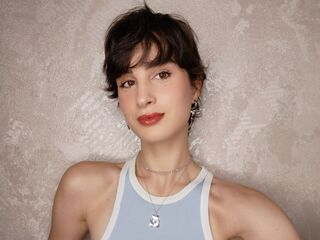 chat live cam AdelinePerle