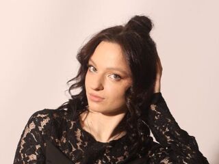 camgirl video chat AkilahFaiola