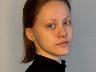 kinky webcam show AlainaCaveness