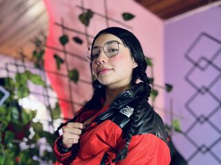 hot strip tease webcam AlanaGamez