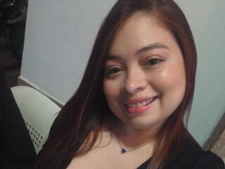 camwhore shaving pussy AlannaThomas
