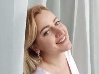 camsex AlexaDeneuve
