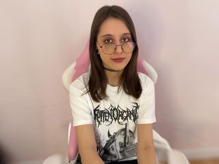 free video chat room AliceWell