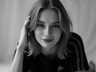 adult web cam chat room AlicyMontana
