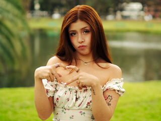 free webcam chatroom AlyBelle