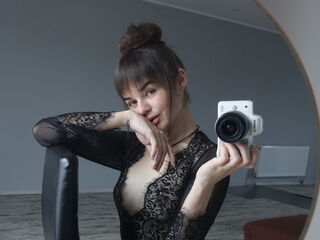 free chatroom AmatuniLilit