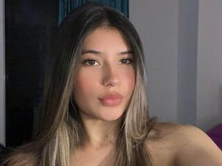 naked webcamgirl video AmberCorzo