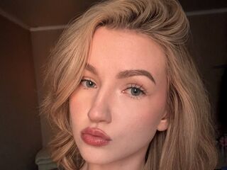 free adultcam AmyConnelly