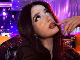 shaved pussy cam AndreaMouth