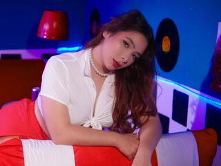 live chatroom AnnaWhiite