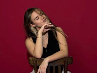 naked cam girl picture AureliaChirico