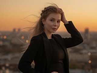 camslut naked AutumnKoetz