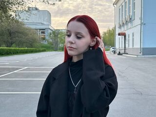 camgirl fingering pussy BeataSantisteban