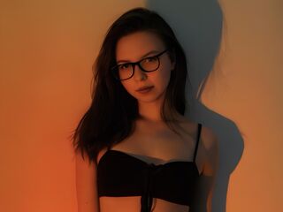 fingering camslut BeatrixHessey