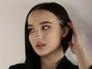 hot cam show BellaRei