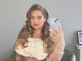 shower livesex BernieceWarmath