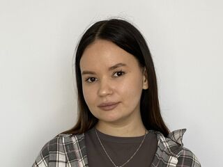 camwhore fingering pussy BettyKalson