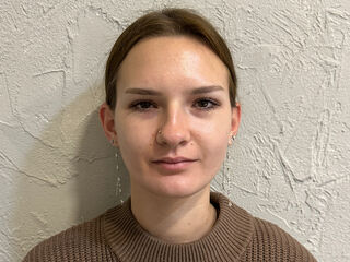 bedroom web cam BritneySwiss