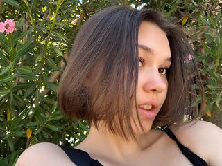 naked cam live BrunaDaire
