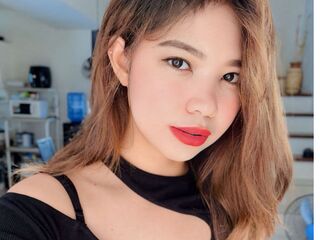 camslut topless CarminaNocturna