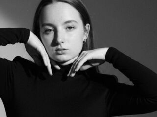fingering girl chatroom CasieVeasman