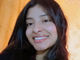 flirt chat room ChloeRocher