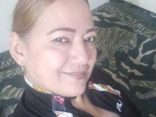 live chat ClauTaylor