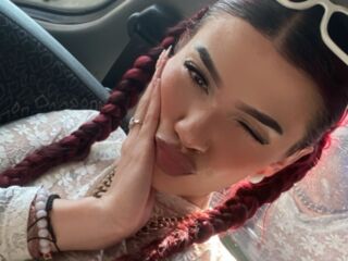 strip tease ClhoeOwen