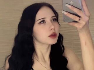 beautiful webcam girl CorrinaWeirich