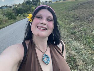 hot cam girl fingering pussy Daiseylyn